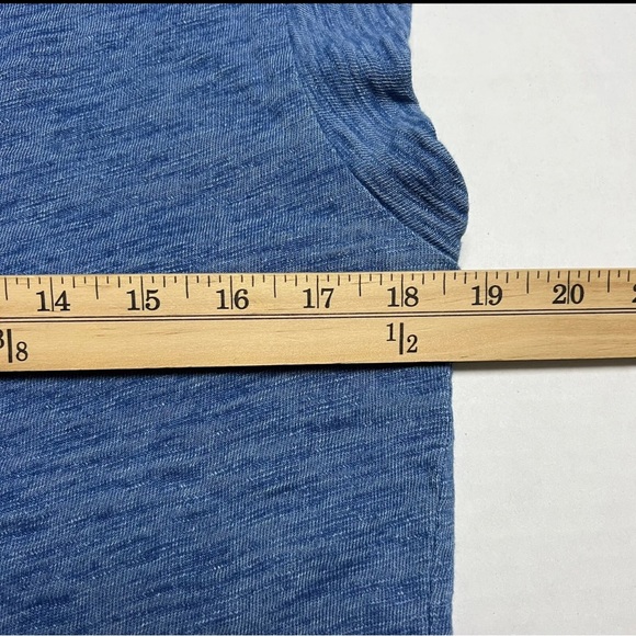 Madewell Indigo Hemp-Cotton V-Neck Muscle Tee Size: Small - Picture 7 of 9